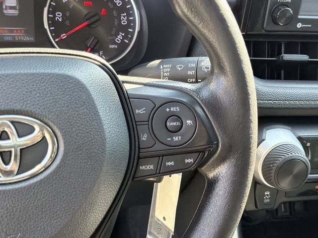 Used 2022 Toyota RAV4 LE FWD image 25