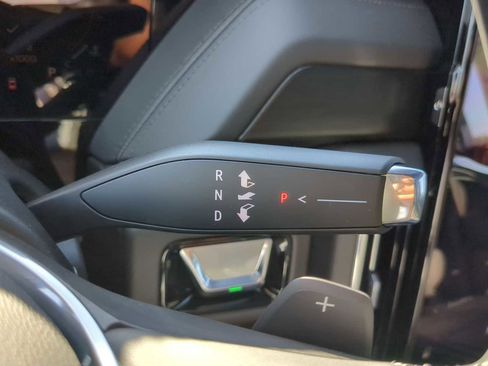 New 2026 GMC Yukon Denali w/ Sun & Power Step Package image 22