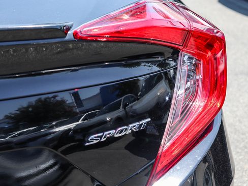 Certified 2019 Honda Civic Sport image 9