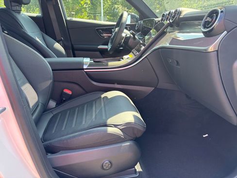 New 2025 Mercedes-Benz GLC 43 AMG 4MATIC image 14