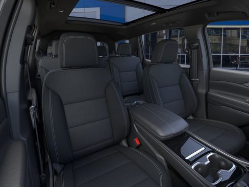 New 2026 Chevrolet Traverse LT image 16