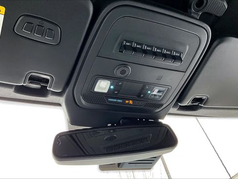 Used 2024 Ford Bronco Wildtrak image 32