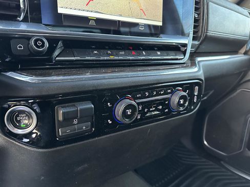 Used 2025 Chevrolet Silverado 1500 LT image 30