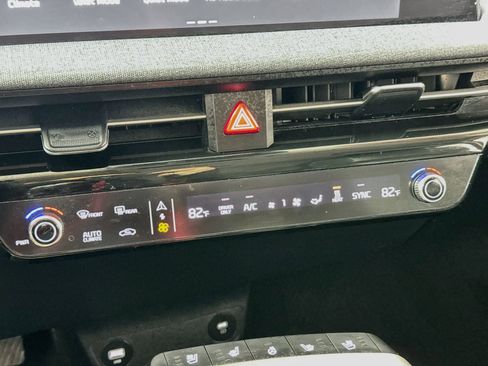 Used 2023 Kia EV6 Wind w/ Wind Technology Package AWD/4WD image 19