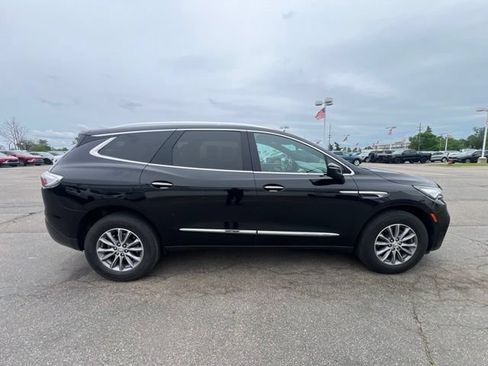 Used 2024 Buick Enclave Essence w/ Trailering Package, 5000 lbs. AWD/4WD image 4