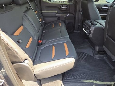 Used 2020 GMC Sierra 1500 AT4 w/ AT4 Premium Package AWD/4WD image 23
