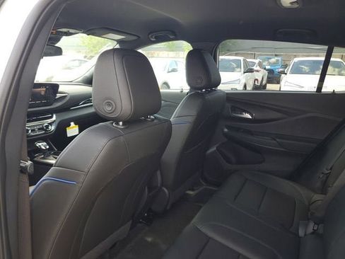 New 2026 Buick Envista Sport Touring w/ Convenience I Package FWD image 9