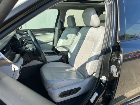 Used 2022 Jeep Grand Cherokee L Overland image 11