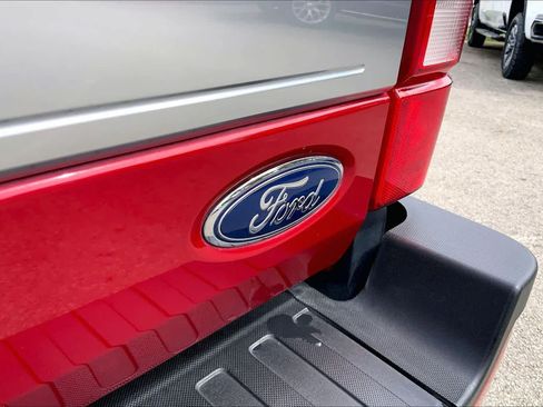 Used 2022 Ford F250 Platinum w/ Tremor Off-Road Package AWD/4WD image 31