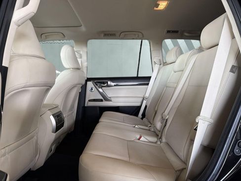 Certified 2021 Lexus GX 460 Premium w/ Premium Plus Package AWD/4WD image 11