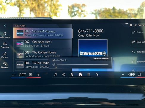 Used 2025 BMW i5 xDrive40 w/ M Sport Package image 22