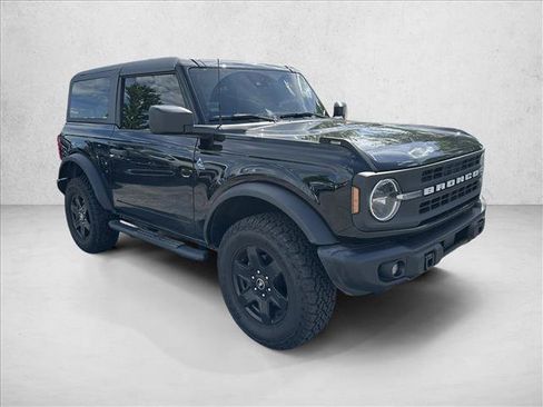 Used 2024 Ford Bronco Black Diamond AWD/4WD image 3