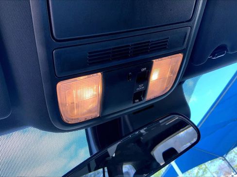 Used 2022 Honda Pilot Sport image 30