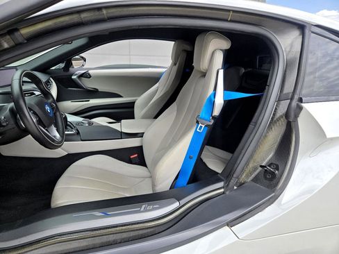 Used 2015 BMW i8 image 34