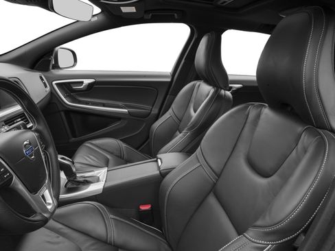 Used 2018 Volvo V60 T5 Dynamic w/ Protection Package image 8