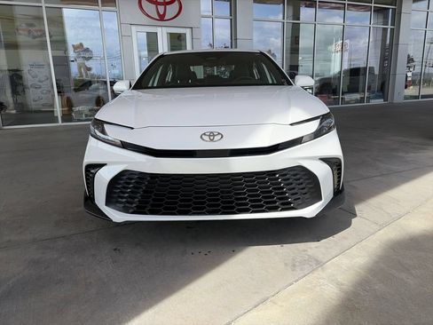 Certified 2025 Toyota Camry SE FWD image 2