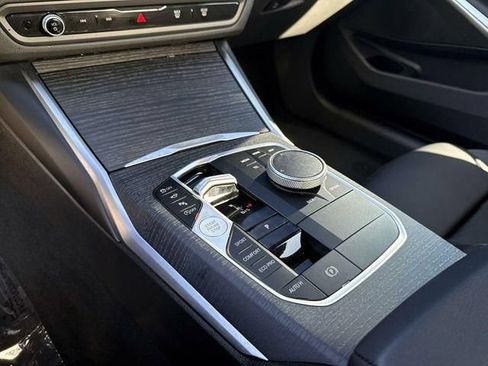 Used 2025 BMW 330i Sedan w/ Premium Package RWD image 28