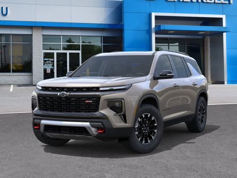 New 2026 Chevrolet Traverse Z71 w/ Enhanced Driving Package AWD/4WD image 30