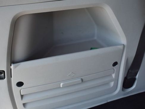 Used 2019 Dodge Grand Caravan SXT FWD image 35