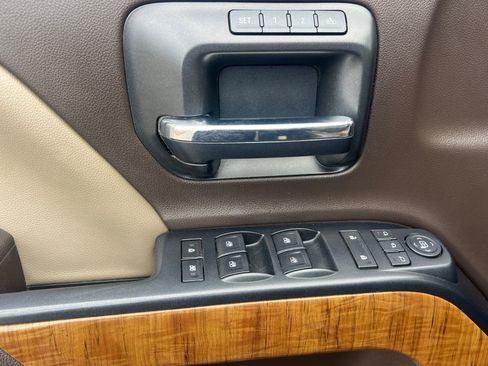 Used 2016 GMC Sierra 2500 SLT w/ Duramax Plus Package image 8