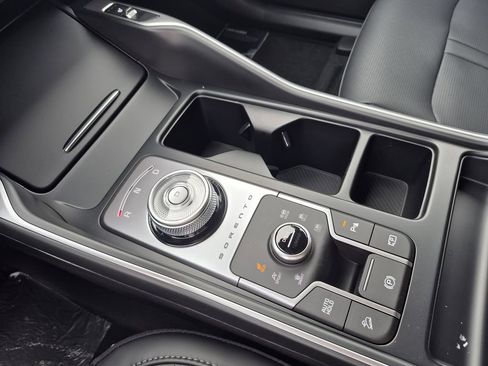 New 2026 Kia Sorento EX AWD/4WD image 22