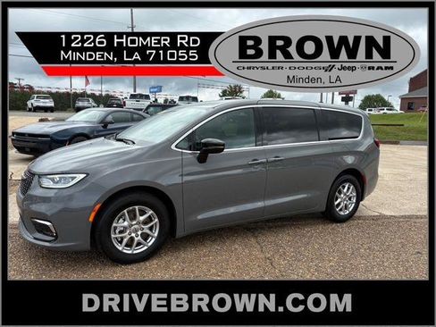 Certified 2025 Chrysler Pacifica Select FWD image 1