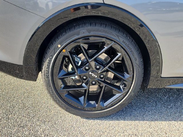 New 2027 Kia K4 GT-Line w/ GT-Line Premium Package FWD image 5