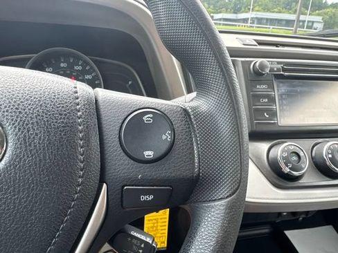 Used 2014 Toyota RAV4 LE FWD image 22
