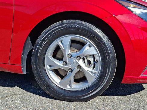 Certified 2023 Hyundai Elantra SE FWD image 26