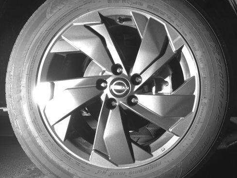 Used 2025 Nissan Rogue SV image 13