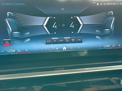 Certified 2025 BMW X5 M60i w/ Executive Package image 16