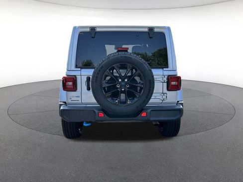 Certified 2024 Jeep Wrangler Unlimited Sahara AWD/4WD image 4