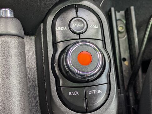Used 2019 MINI Cooper S FWD image 31