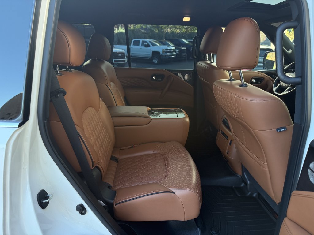 Used 2024 INFINITI QX80 Sensory w/ Cargo Package AWD/4WD image 40