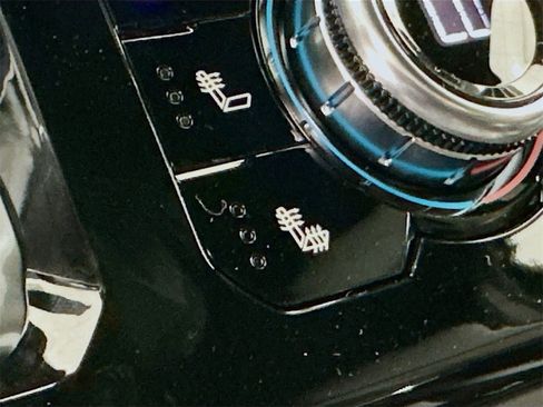 New 2026 GMC Sierra 2500 AT4 w/ AT4 Premium Plus Package image 21