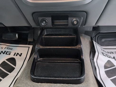 Used 2011 Ford Ranger XLT w/ Bright Trim Group image 17