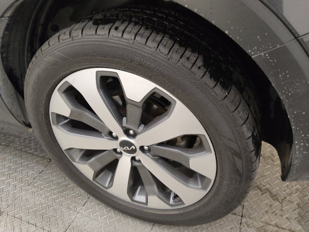 Used 2022 Kia Telluride S FWD image 31