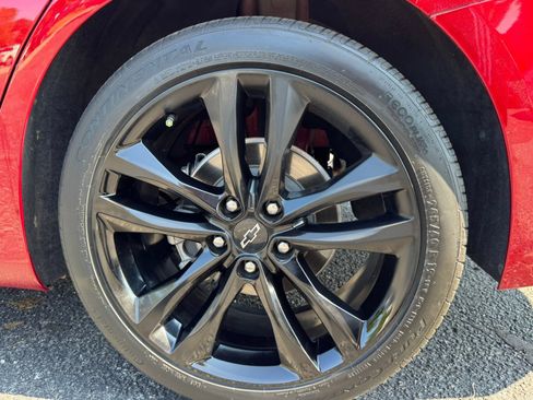 Used 2021 Chevrolet Malibu RS FWD image 21