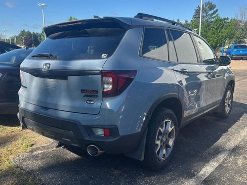 Used 2023 Honda Passport TrailSport image 6