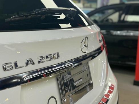 Used 2015 Mercedes-Benz GLA 250 4MATIC image 7