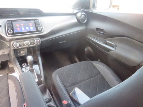 Used 2020 Nissan Kicks S image 21