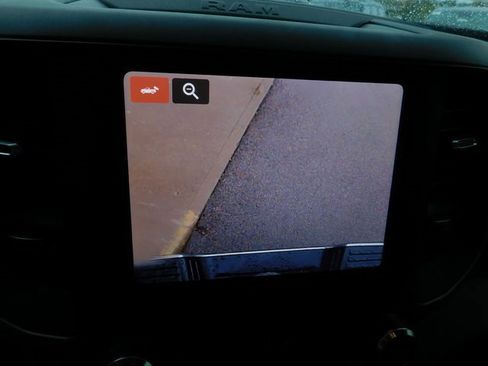 Used 2024 RAM 2500 Tradesman w/ Chrome Appearance Group image 11