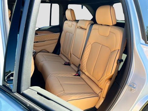 New 2026 Jeep Grand Cherokee Summit AWD/4WD image 26