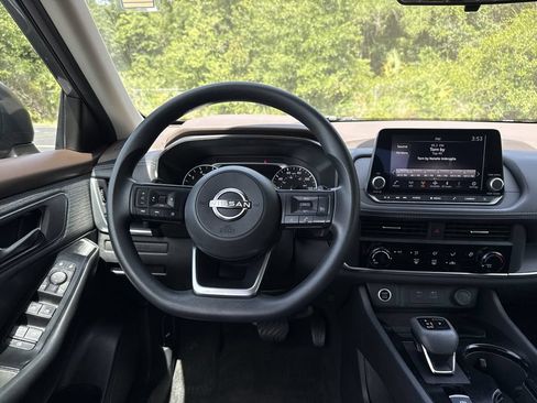 Certified 2023 Nissan Rogue S AWD/4WD image 25