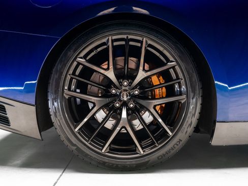Used 2013 Nissan GT-R Black Edition AWD/4WD image 27