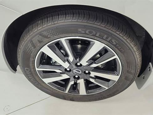 Certified 2025 Nissan Versa SV w/ Trunk Package FWD image 31