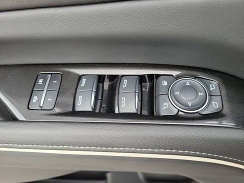 Used 2024 Cadillac Escalade ESV Luxury w/ LPO, Floor Liner Package image 23