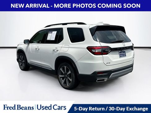 Used 2024 Honda Pilot Touring image 6