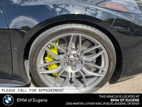 Used 2023 Chevrolet Corvette Z06 w/ Stealth Interior Trim Package RWD image 9