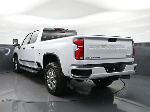 New 2026 Chevrolet Silverado 2500 High Country w/ High Country Premium Package AWD/4WD image 5